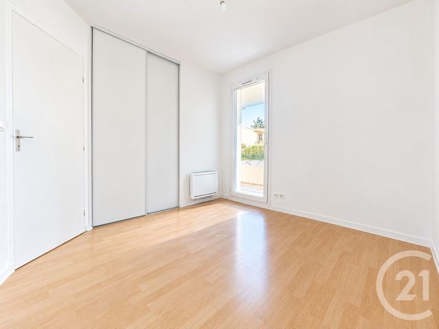 Appartement T4 à vendre - 4 pièces - 67.64 m2 - BLAGNAC - 31 - MIDI-PYRENEES - Century 21 Oustal