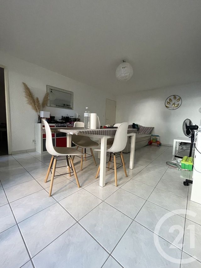 Appartement T2 à vendre - 2 pièces - 43.4 m2 - TOULOUSE - 31 - MIDI-PYRENEES - Century 21 Oustal